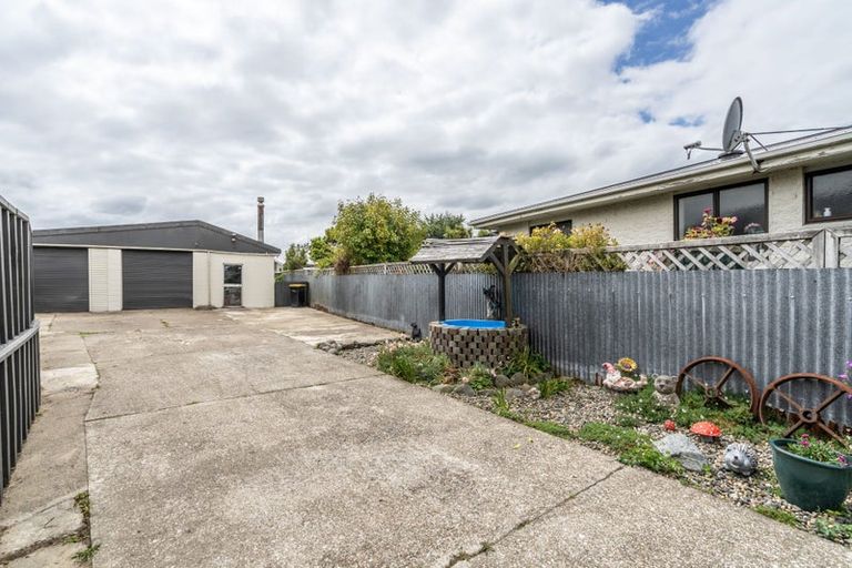 Photo of property in 27 Iona Place, Strathern, Invercargill, 9812