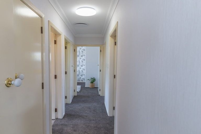 Photo of property in 3 Vogel Street, Levin, 5510