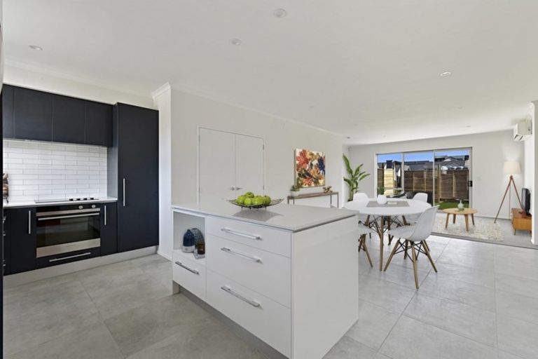 Photo of property in 34 Wallace Road, Hobsonville, Auckland, 0616