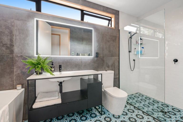 Photo of property in 59 The Circle, Manly, Whangaparaoa, 0930