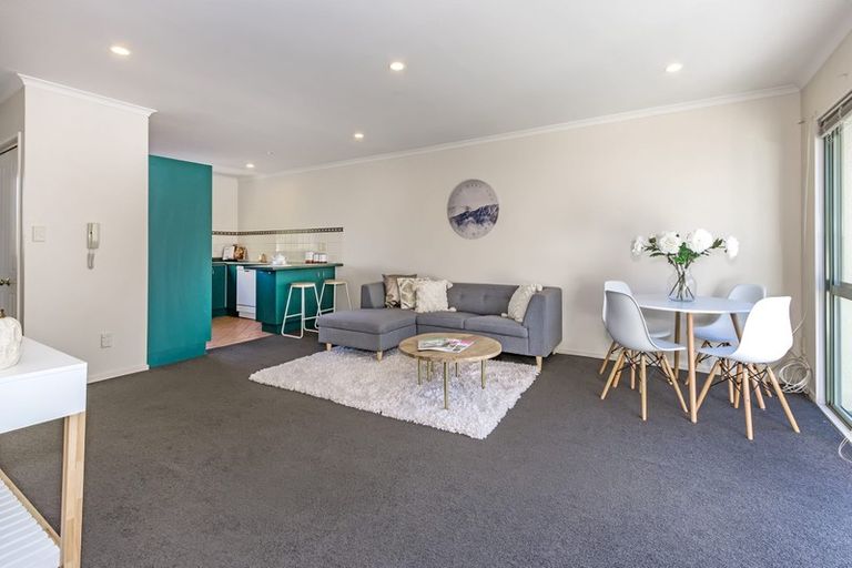 Photo of property in 452l Hagley Avenue, Christchurch Central, Christchurch, 8011