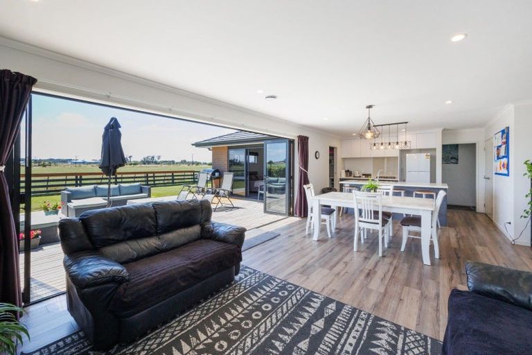 Photo of property in 14 George Street, Bulls, 4818