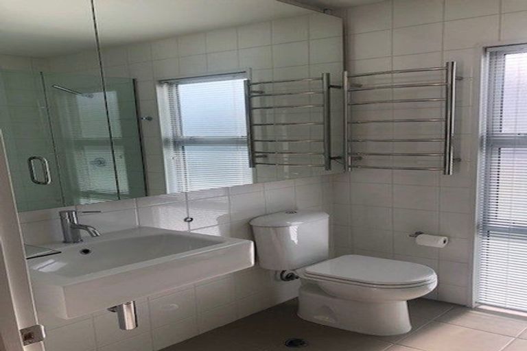 Photo of property in 73b Derby Street, St Albans, Christchurch, 8014