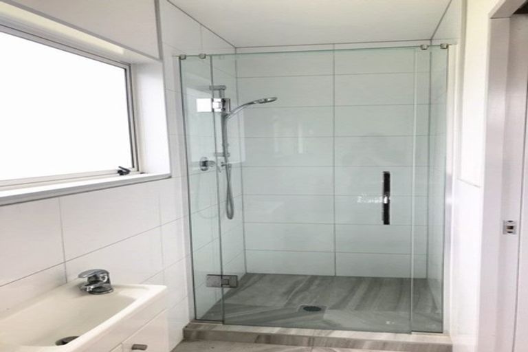 Photo of property in 78 Shifnal Drive, Randwick Park, Auckland, 2105