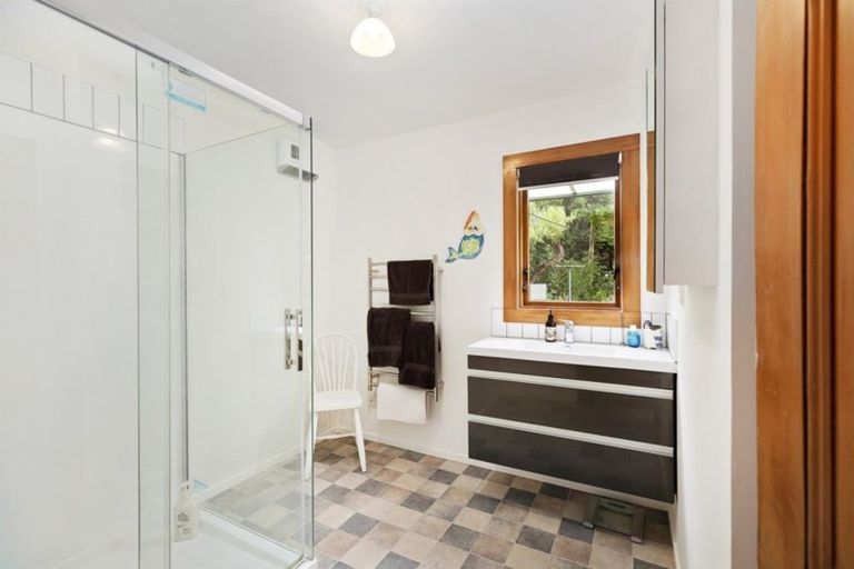 Photo of property in 38 Derwent Street, Island Bay, Wellington, 6023