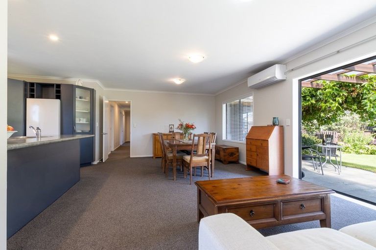 Photo of property in 10 De La Mare Drive, Leamington, Cambridge, 3432