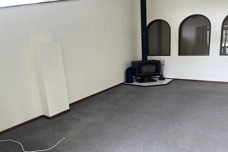 Photo of property in 1d Brora Crescent, Papakowhai, Porirua, 5024