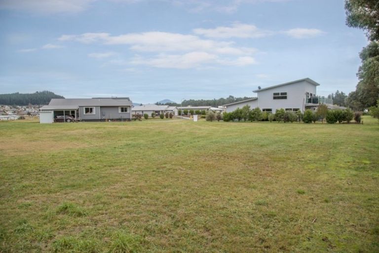 Photo of property in 22 Wai Kite Kite Place, Motuoapa, Turangi, 3382