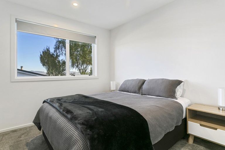 Photo of property in 1 Park Place, Richmond Heights, Taupo, 3330