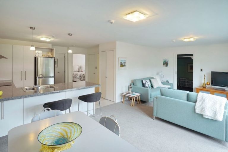 Photo of property in 1/8 Hutcheson Street, Sydenham, Christchurch, 8023