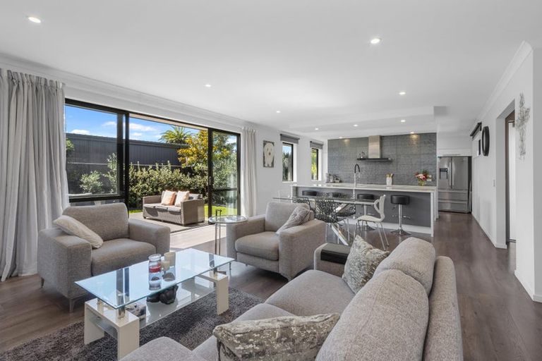 Photo of property in 61 Sutherland Drive, Kaiapoi, 7630