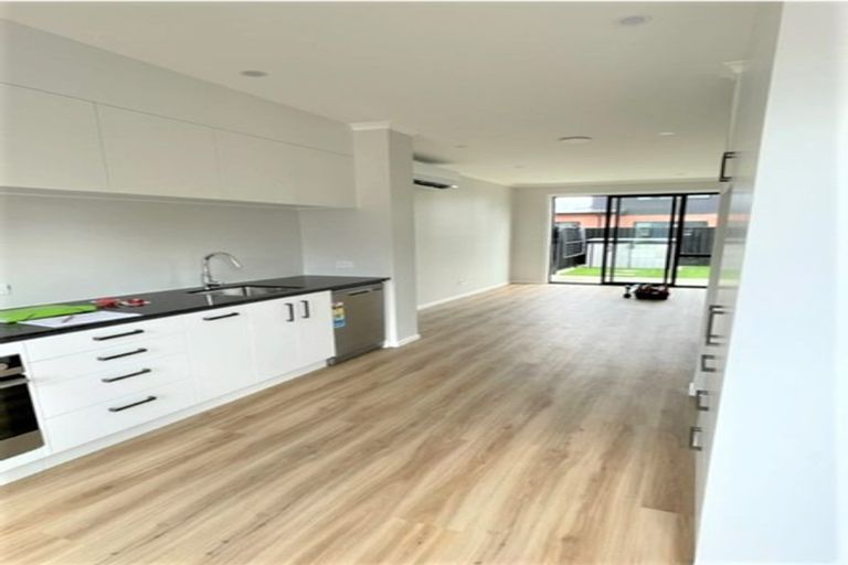 Photo of property in 6 Gloaming Lane, Wallaceville, Upper Hutt, 5018