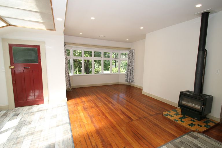 Photo of property in 2 Hawthorn Avenue, Mornington, Dunedin, 9011