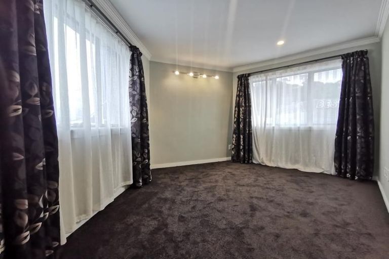Photo of property in 19a Railway Avenue, Alicetown, Lower Hutt, 5010