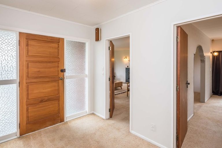 Photo of property in 3 Belvedere Avenue, Waikanae, 5036