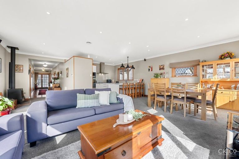 Photo of property in 10 Tui Street, Alicetown, Lower Hutt, 5010