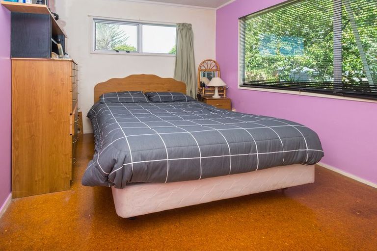 Photo of property in 49 Mckean Avenue, Manurewa, Auckland, 2102