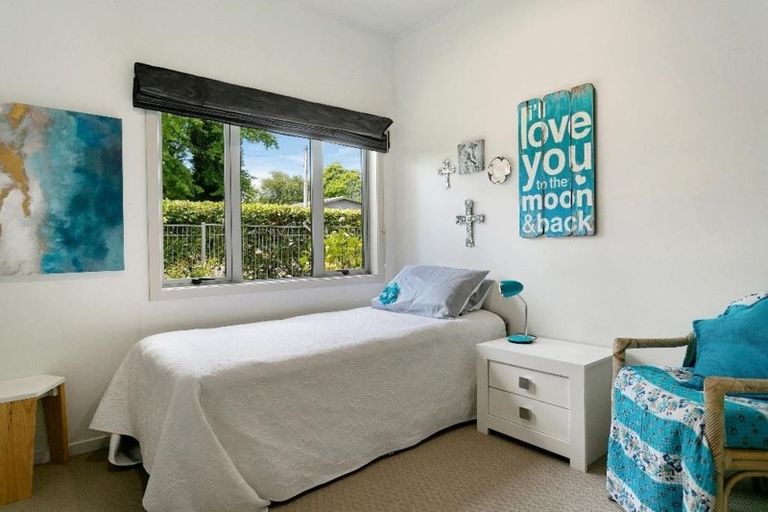 Photo of property in 15 Parata Street, Two Mile Bay, Taupo, 3330