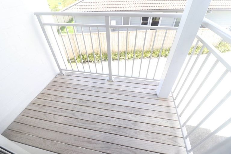 Photo of property in 109 Mackay Drive, Greenhithe, Auckland, 0632