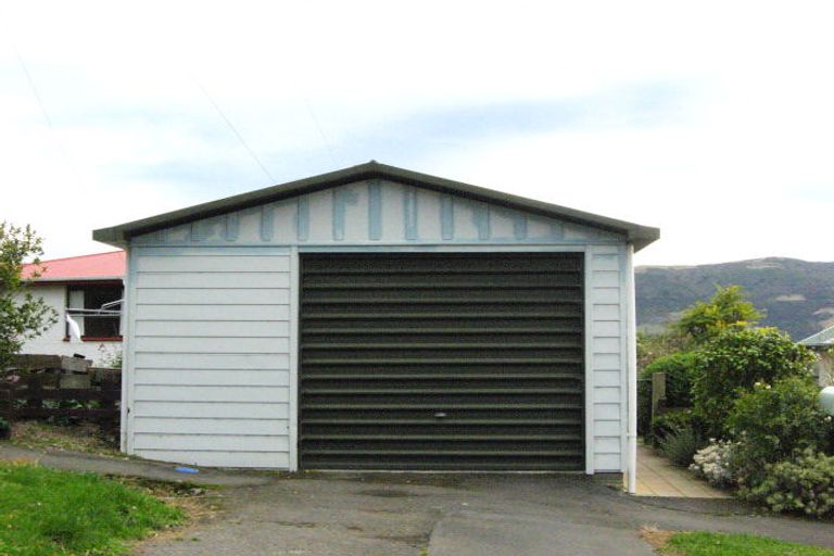 Photo of property in 4 Jane Street, Macandrew Bay, Dunedin, 9014