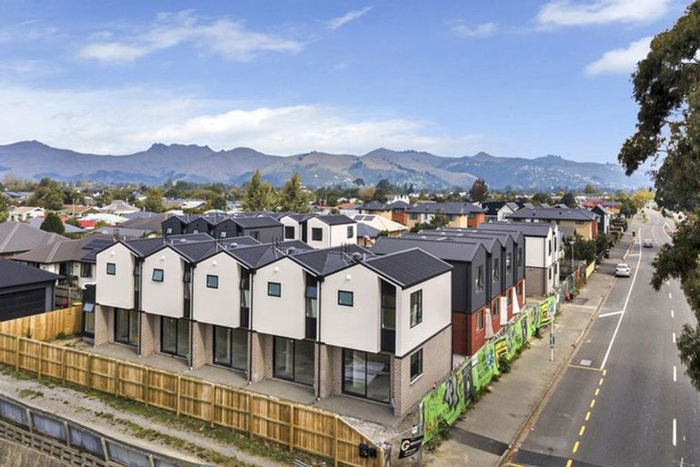 Photo of property in 8/112 Aldwins Road, Phillipstown, Christchurch, 8062