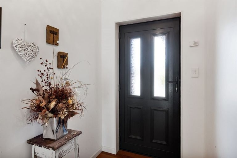 Photo of property in 30c Egmont Street, Hawera, 4610