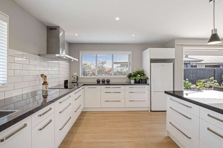 Photo of property in 16 Foxton Drive, Kaiapoi, 7630