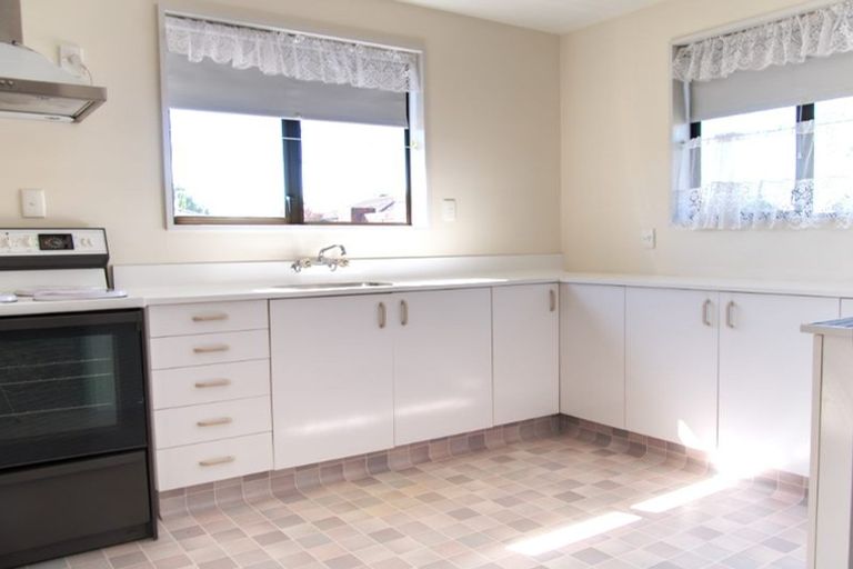 Photo of property in Carmichael Courts, 25/14 Wharenui Road, Upper Riccarton, Christchurch, 8041