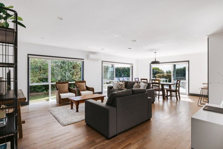 Photo of property in 2/203 Oceanbeach Road, Mount Maunganui, 3116