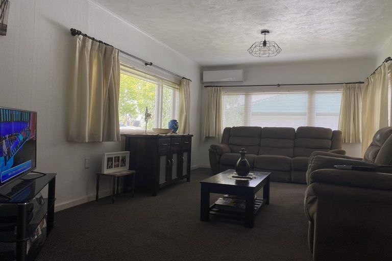 Photo of property in 3 Church Street, Swanson, Auckland, 0612