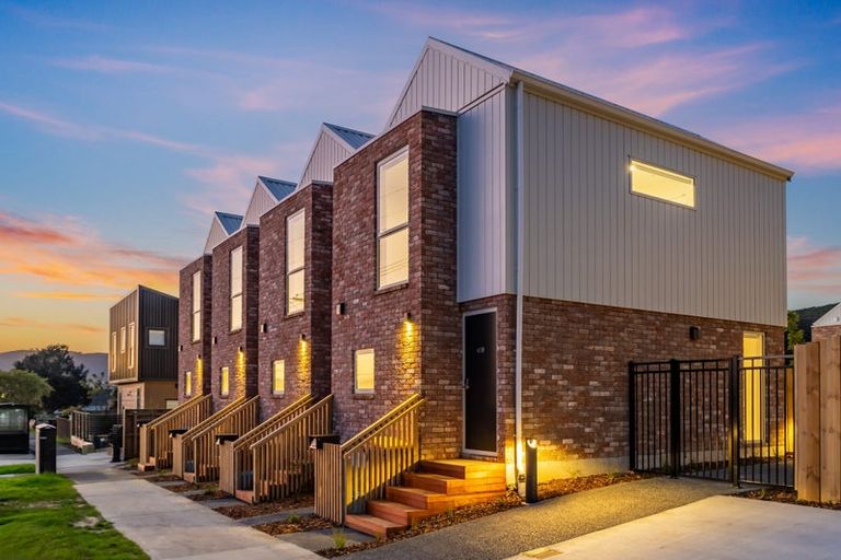 Photo of property in 10/1 Rimu Street, Naenae, Lower Hutt, 5011