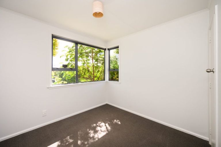 Photo of property in 12 Conway Place, Terrace End, Palmerston North, 4410