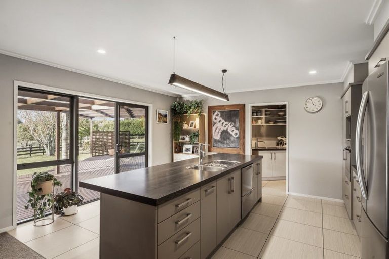 Photo of property in 3 Sarona Park Drive, Omanawa, Tauranga, 3171
