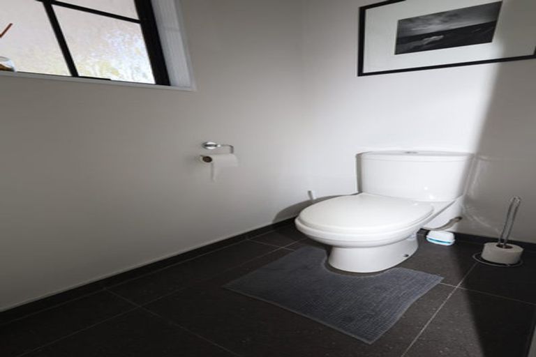 Photo of property in 10 Kiriwai Place, Matua, Tauranga, 3110