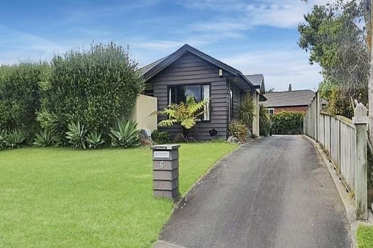Photo of property in 6 Gilligan Close, College Estate, Whanganui, 4500