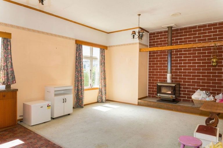 Photo of property in 20 Swinburn Street, Dannevirke, 4930