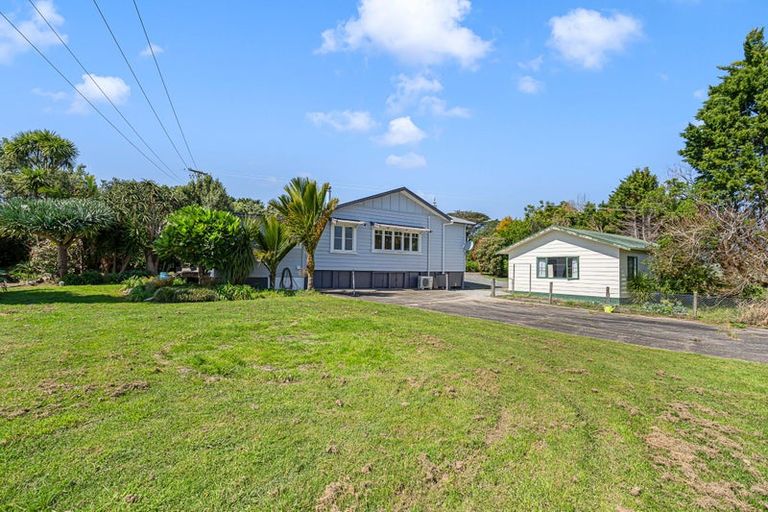 Photo of property in 407 Pataua Road South, Pataua South, Onerahi, 0192