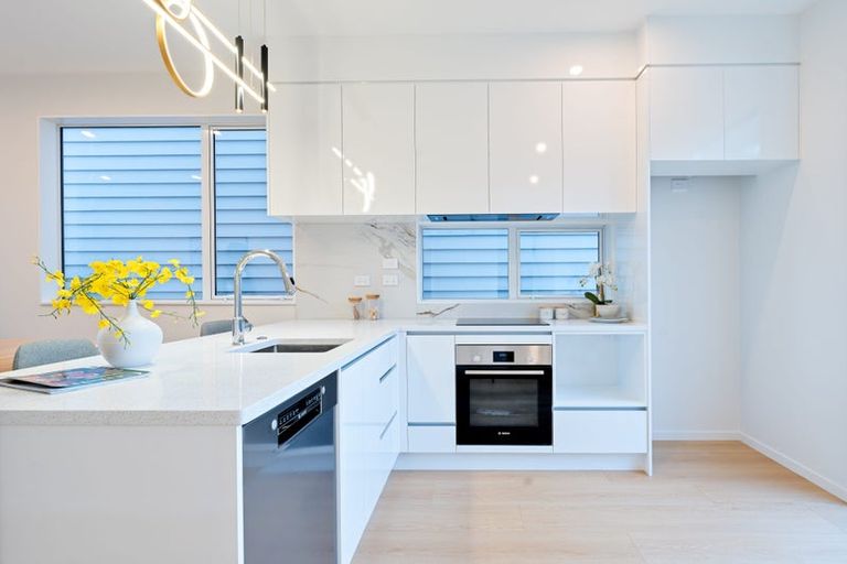 Photo of property in 80d Matipo Road, Te Atatu Peninsula, Auckland, 0610