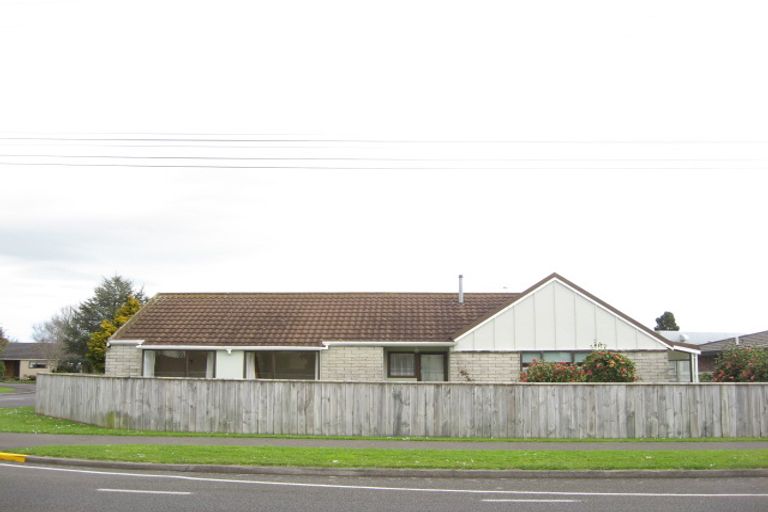 Photo of property in 250 Tukapa Street, Westown, New Plymouth, 4310