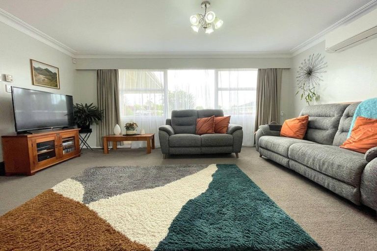 Photo of property in 2 Kotare Place, Tokoroa, 3420