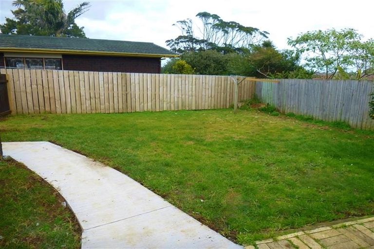 Photo of property in 27 John Walker Drive, Manurewa, Auckland, 2102