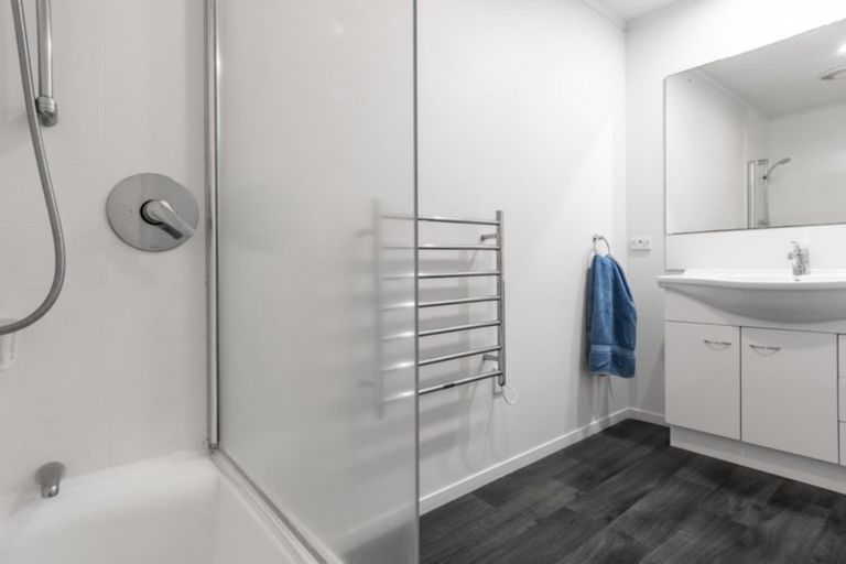 Photo of property in 62f Maunganui Road, Mount Maunganui, 3116