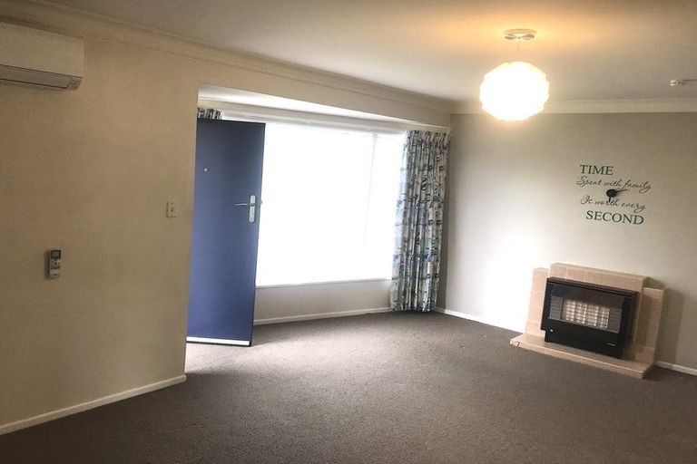 Photo of property in 4/576 Queen Street East, Levin, 5510