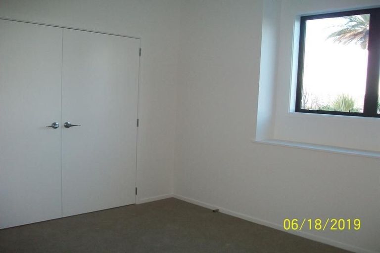 Photo of property in 264 Hobsonville Point Road, Hobsonville, Auckland, 0616