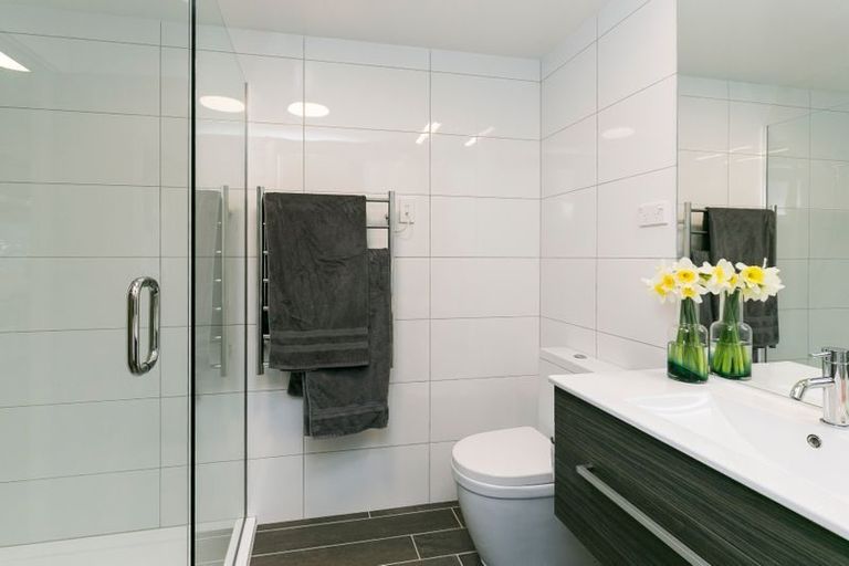 Photo of property in Frame Apartments, 902/111 Molesworth Street, Thorndon, Wellington, 6011