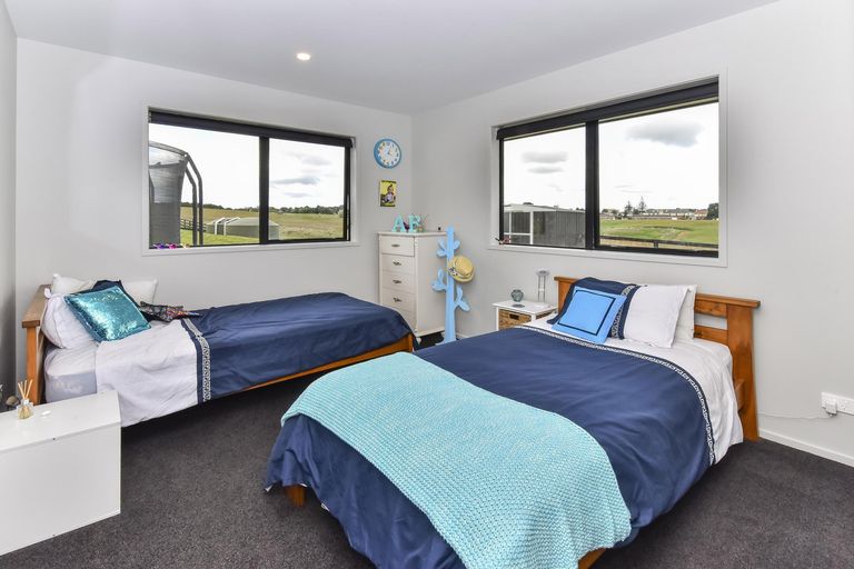 Photo of property in 133 Mcrobbie Road, Kingseat, Papakura, 2580