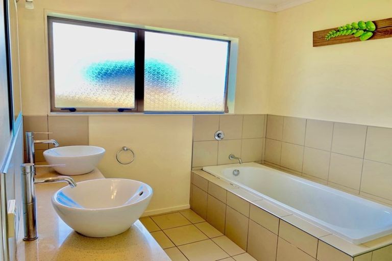 Photo of property in 262 Jesmond Road, Karaka, Drury, 2578