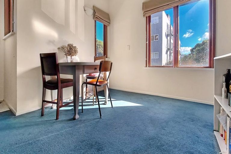 Photo of property in 7b Austin Street, Mount Victoria, Wellington, 6011