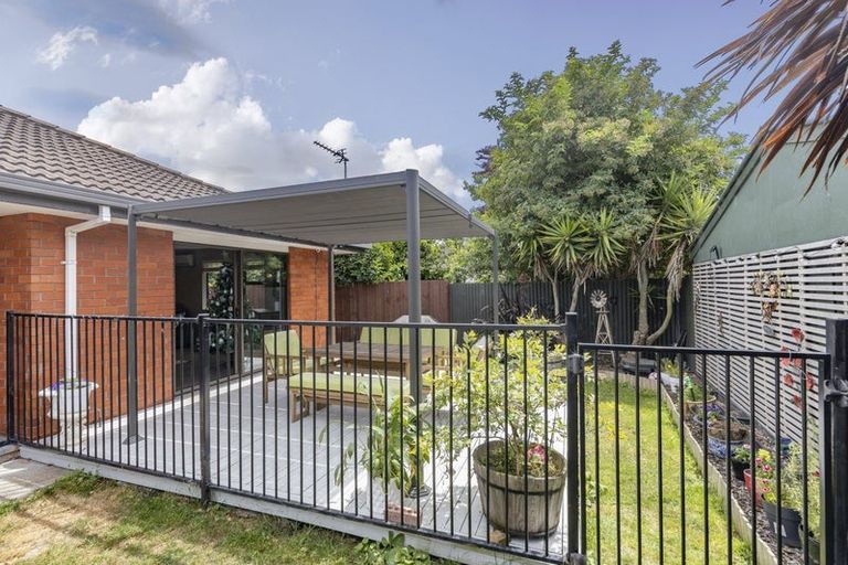 Photo of property in 183a Langdons Road, Northcote, Christchurch, 8052