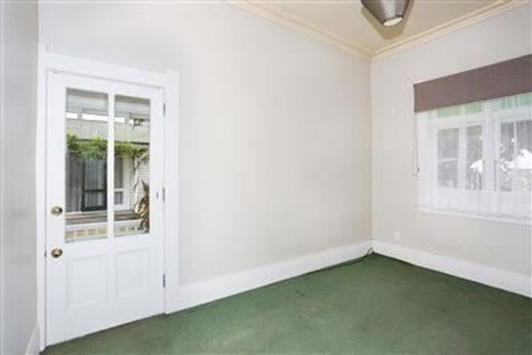 Photo of property in 20 Wellington Street, Papakura, 2110